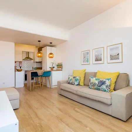 Apartamento Guestready - Sunny Lisbon Apartment For 2